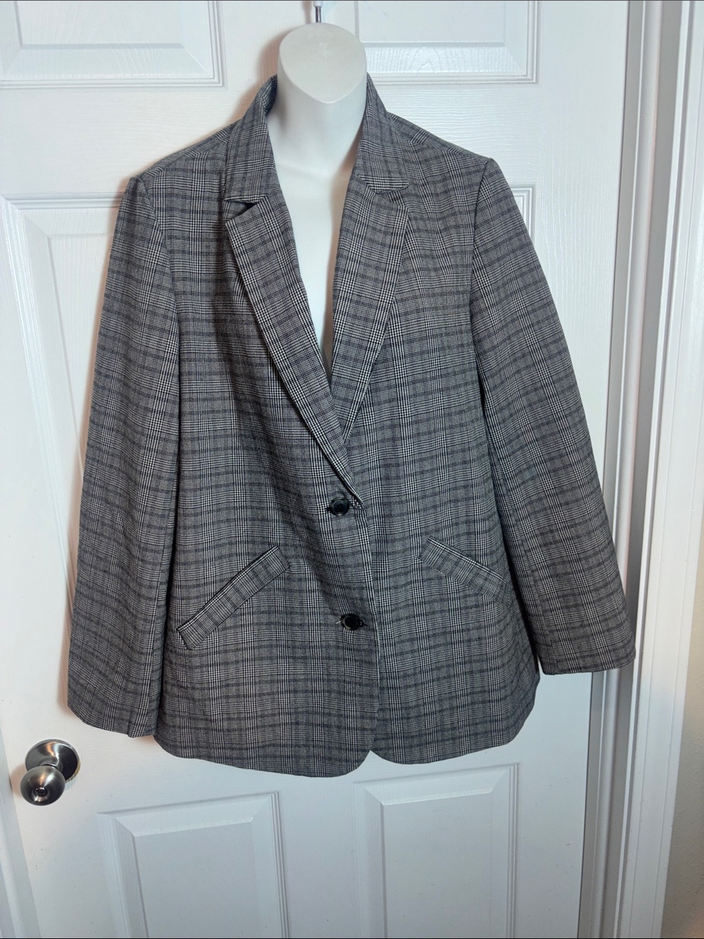 American Eagle Outfitters Gray Plaid Blazer Two Button